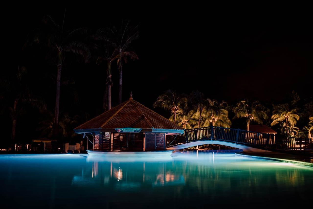 Au Beau Village Studio Avec Piscine Magnifique Sainte-Luce Exteriér fotografie